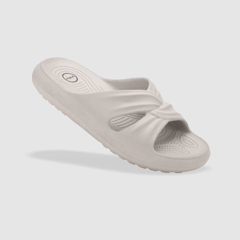 crocs chappal Suppliers in Delhi
